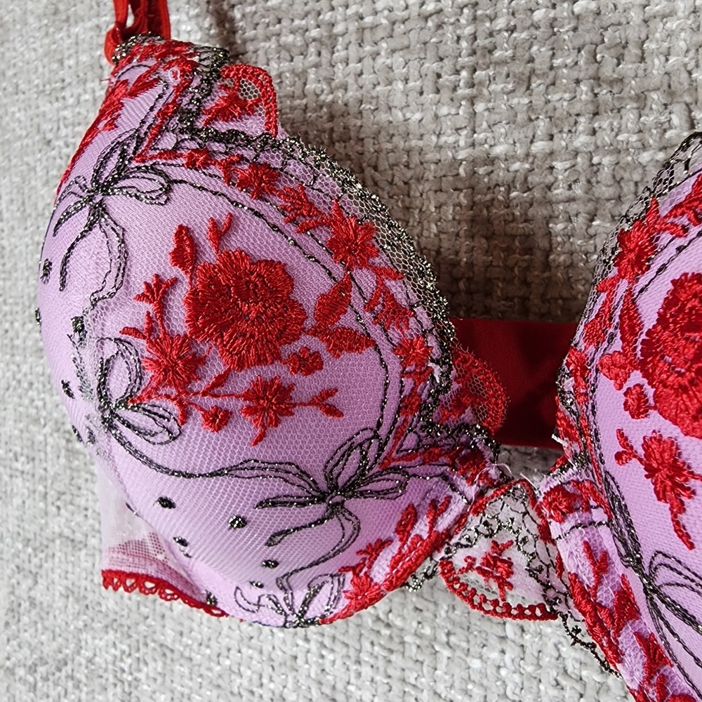 Victorias‎ Secret Push-Up Bra Womens 36B Underwire Pink Lace Embroidered EUC - Picture 2 of 11